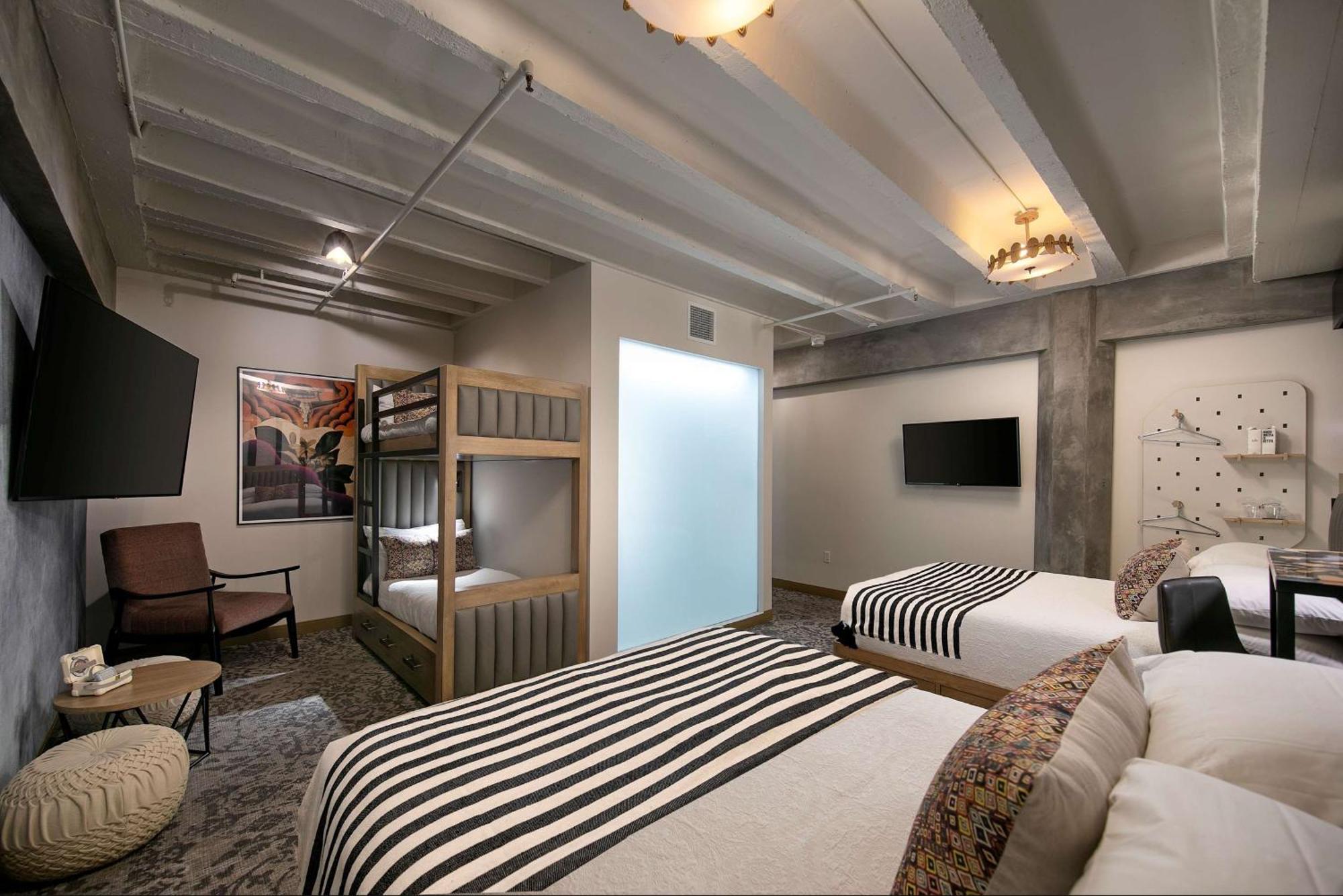 מלון לוס אנג'לס The Wayfarer Downtown La, Tapestry Collection By Hilton מראה חיצוני תמונה