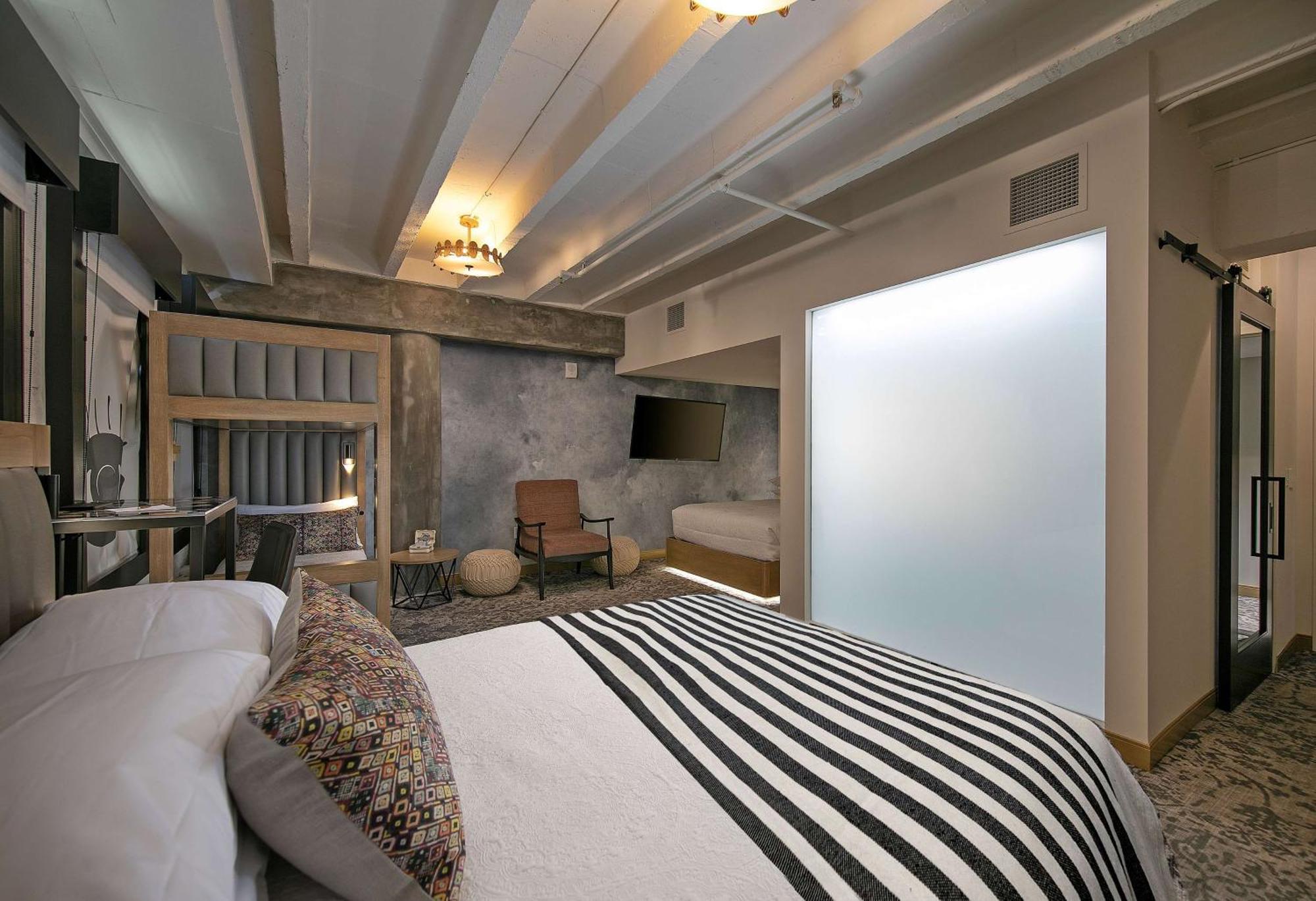 מלון לוס אנג'לס The Wayfarer Downtown La, Tapestry Collection By Hilton מראה חיצוני תמונה